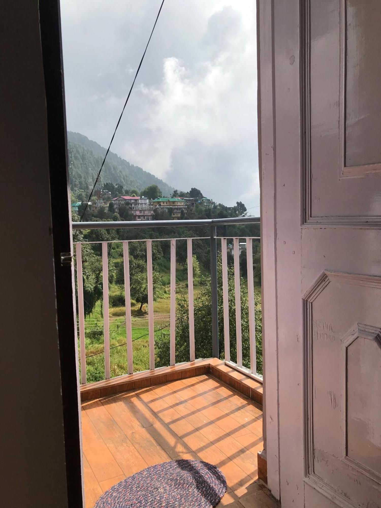 Mcleodganj Diaries Guest House Dharamshala Bagian luar foto