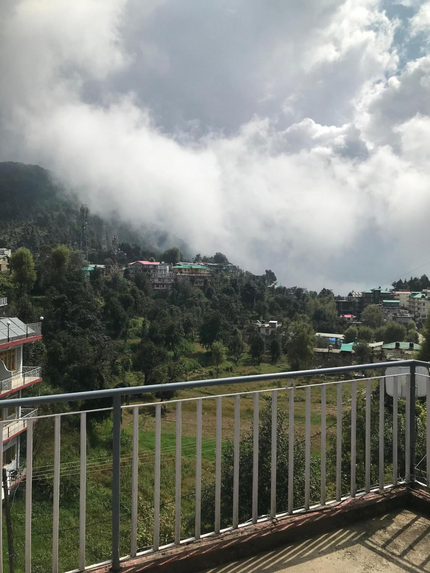 Mcleodganj Diaries Guest House Dharamshala Bagian luar foto