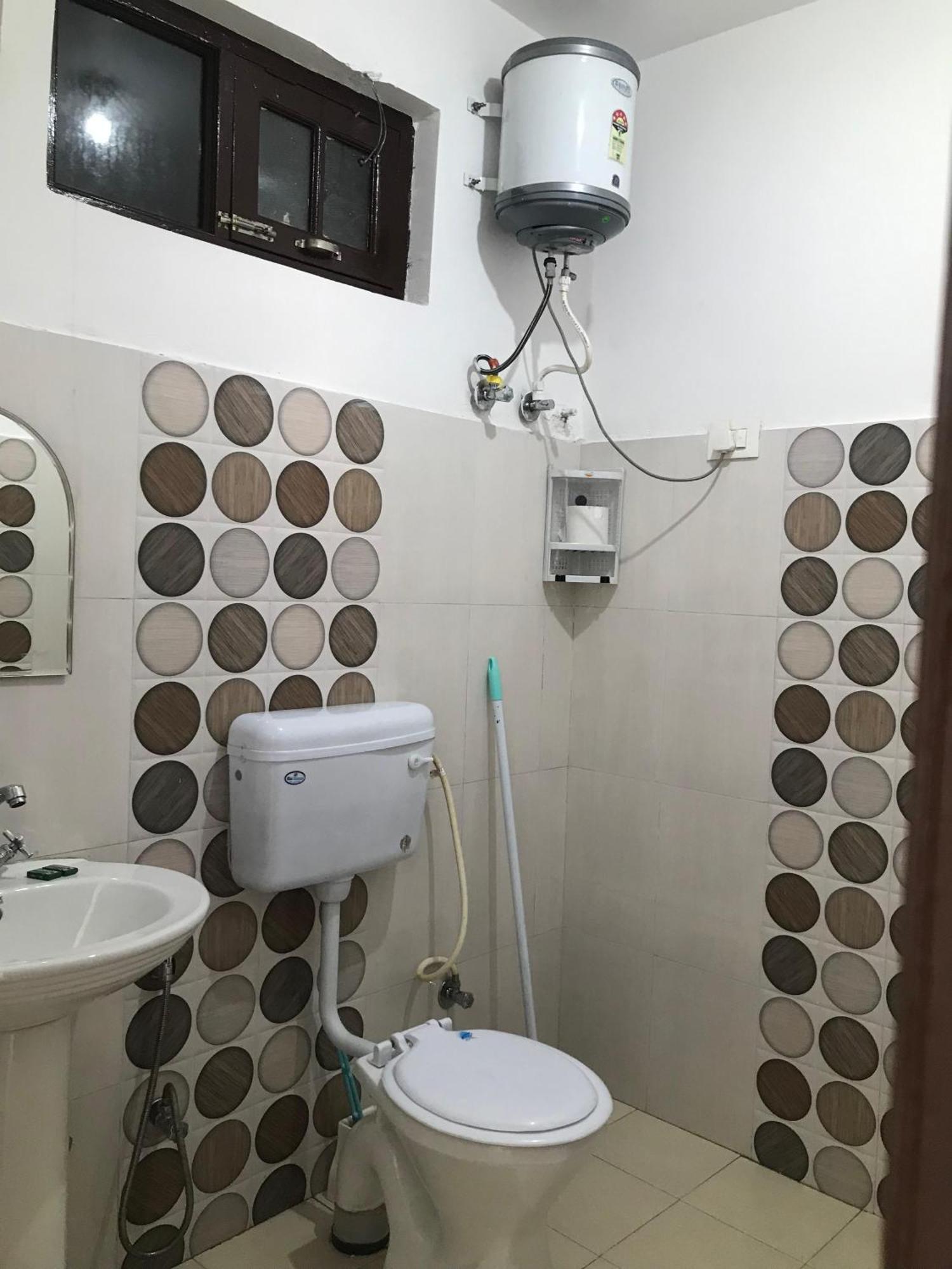Mcleodganj Diaries Guest House Dharamshala Bagian luar foto